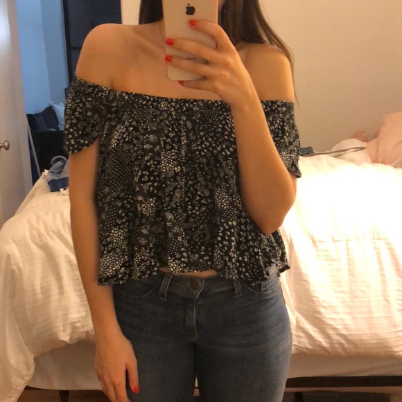 Vintage Havana off the shoulder top - Picture 6 of 8